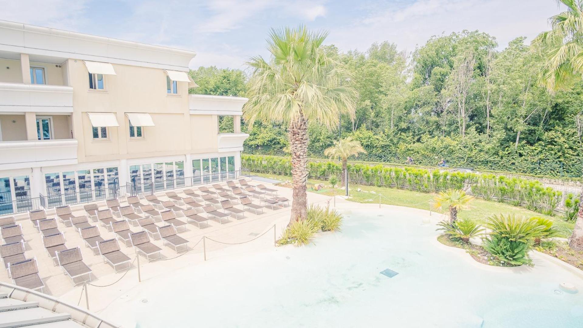 Relais Du Lac Village - Italian Homing ديسينسانو ديل غاردا المظهر الخارجي الصورة